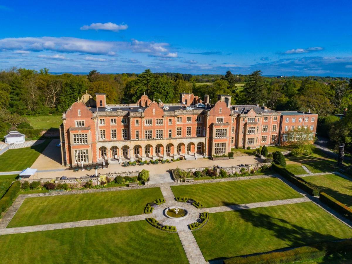 Easthampstead Park Hotel Bracknell Exterior photo